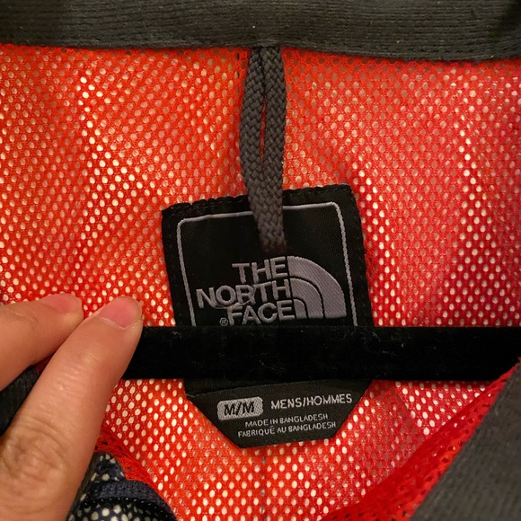 EUC northface mens jacket - size medium - Picture 2 of 9